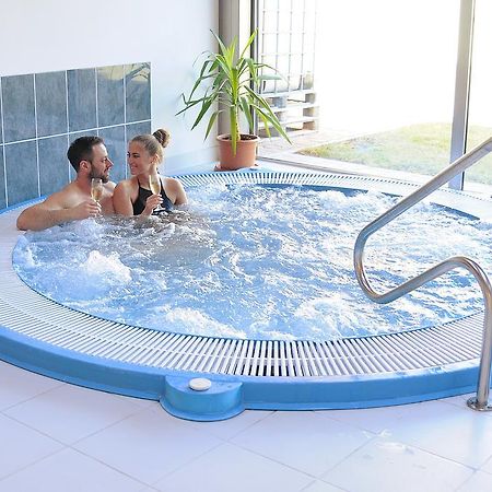 Hotel Halaszkert Badacsony Бадачонтомай Екстериор снимка